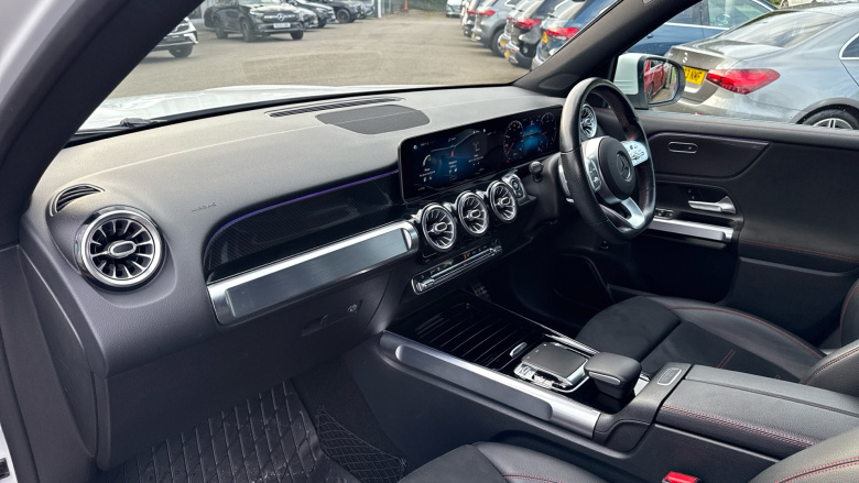 Mercedes-Benz GLB 220d 4Matic AMG Line Premium 5dr 8G-Tronic Diesel Estate